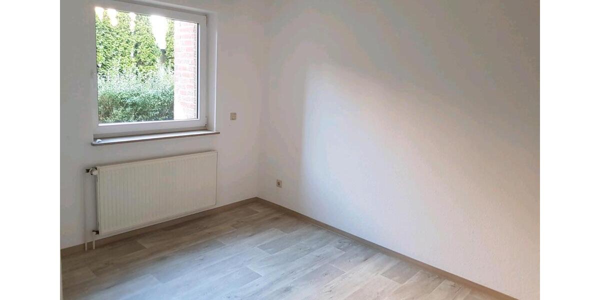 Erdgeschoßwohnung Hude (Oldenburg) - 3.5 Zimmer, 80 m&sup2;, 750&euro; | Angebot:26126274