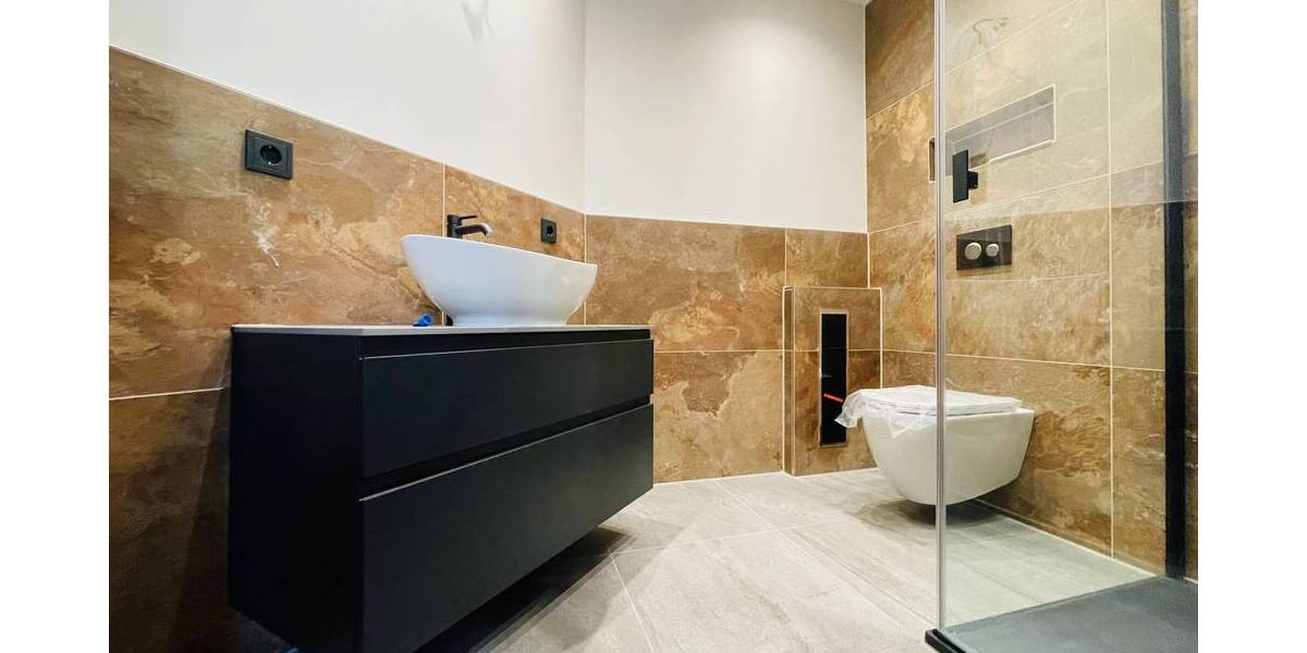 Etagenwohnung Sellin - 2 Zimmer, 83 m&sup2;, 1.494&euro; | Angebot:25985325