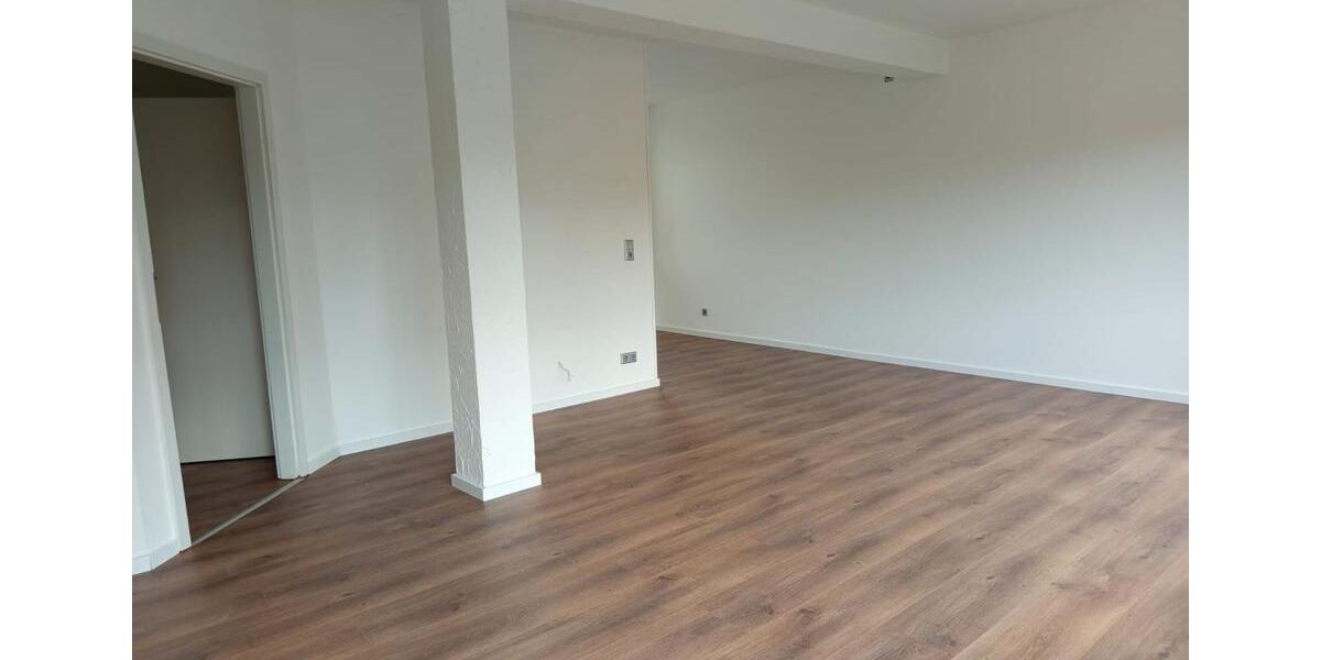 Etagenwohnung Harztor - 4 Zimmer, 86 m&sup2;, 550&euro; | Angebot:26178055