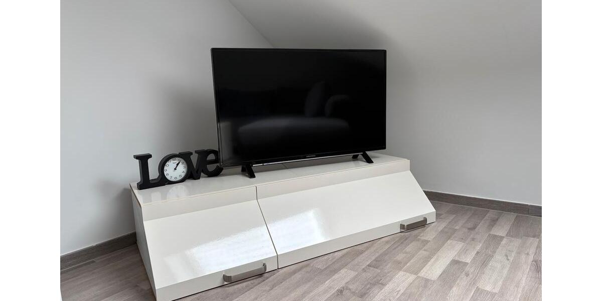 Dachgeschoßwohnung Duisburg Duisburg-Mitte - 2 Zimmer, 45 m&sup2;, 50&euro; | Angebot:26594639