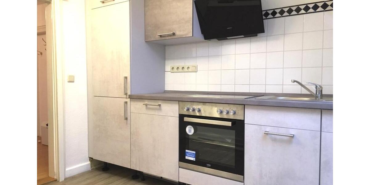 Dachgeschoßwohnung Bad Pyrmont - 3 Zimmer, 77 m&sup2;, 615&euro; | Angebot:23787355
