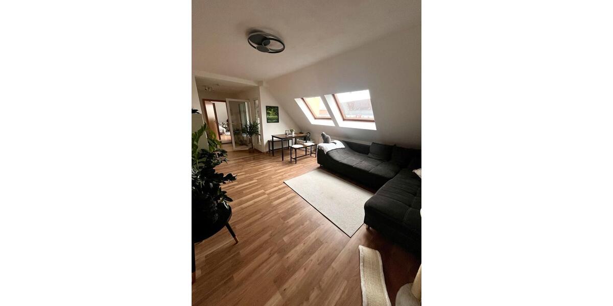 Dachgeschoßwohnung Rochlitz - 4 Zimmer, 85 m&sup2;, 420&euro; | Angebot:25162993