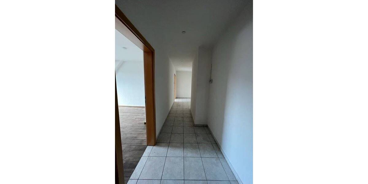 Etagenwohnung Holzminden Allersheim - 4 Zimmer, 80 m&sup2;, 410&euro; | Angebot:26778209