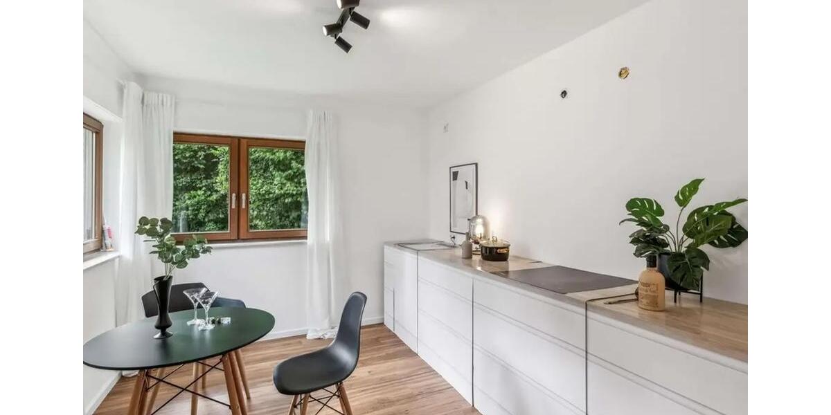 Etagenwohnung Bad Camberg - 4 Zimmer, 103 m&sup2;, 1.160&euro; | Angebot:26249516