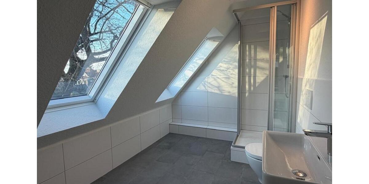 Dachgeschoßwohnung Itzehoe - 2 Zimmer, 45 m&sup2;, 600&euro; | Angebot:25924005