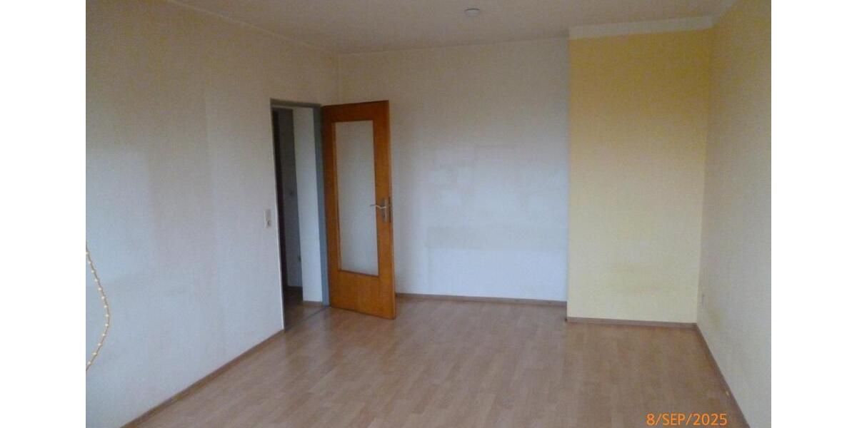 schöne 1 ZKBB wärmegedämmt mit PkW Abstellplatz zu vermieten 1 zimmer