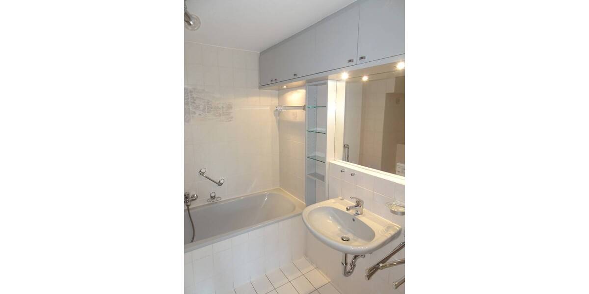 Etagenwohnung Weisendorf - 2 Zimmer, 85 m&sup2;, 1.100&euro; | Angebot:26753535