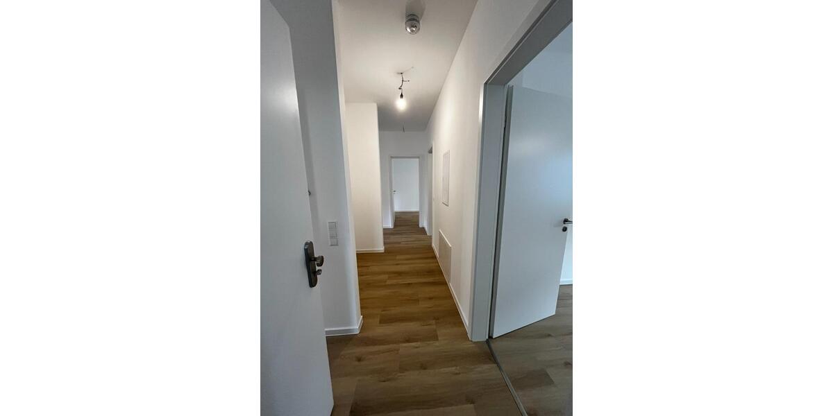 Erdgeschoßwohnung Baden-Baden Lichtental - 3 Zimmer, 79 m&sup2;, 1.250&euro; | Angebot:24867043