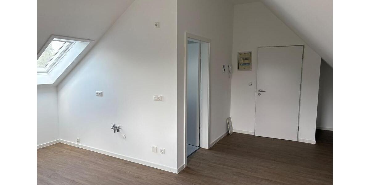 Dachgeschoßwohnung Uplengen - 1 Zimmer, 30 m&sup2;, 490&euro; | Angebot:25749064