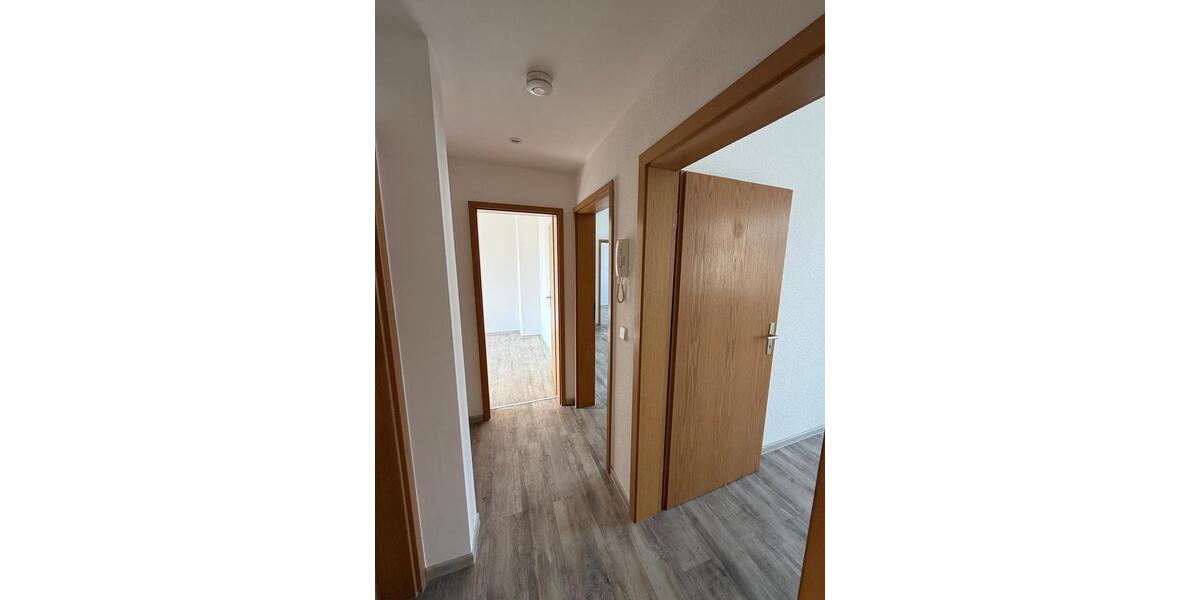 Etagenwohnung Meuselwitz - 5 Zimmer, 101 m&sup2;, 960&euro; | Angebot:24660018