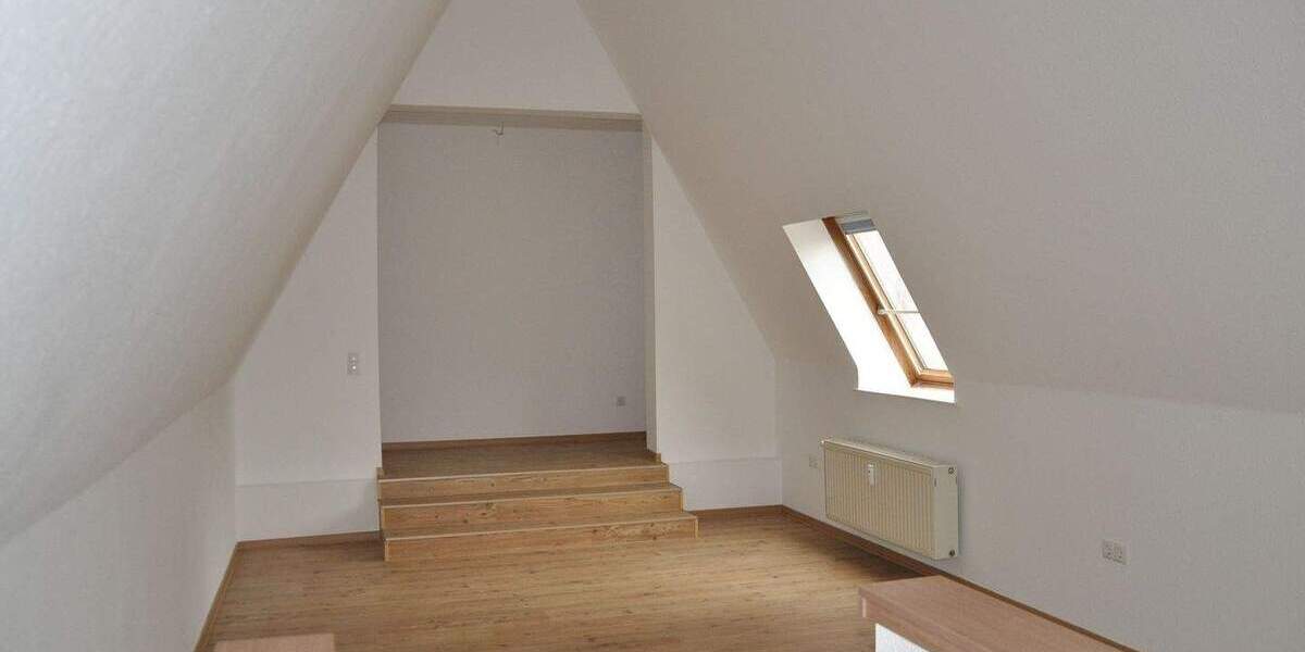 Etagenwohnung Stralsund Altstadt - 2 Zimmer, 105 m&sup2;, 985&euro; | Angebot:25682085