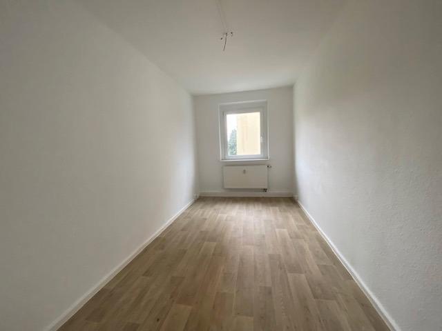 Erdgeschoßwohnung Borna - 3 Zimmer, 70 m&sup2;, 399&euro; | Angebot:25721645
