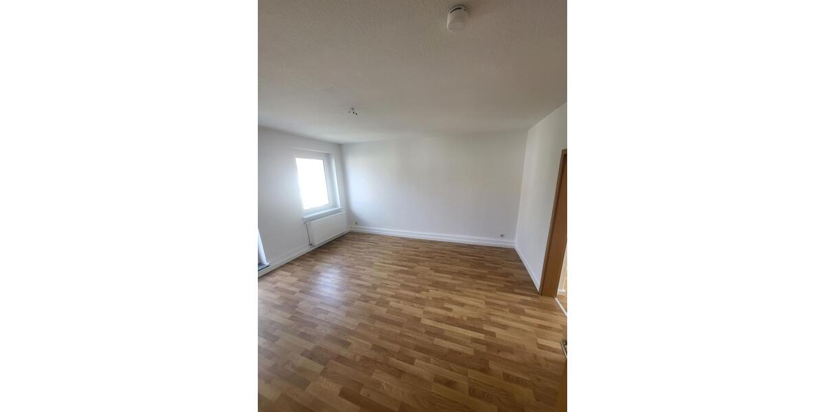 Etagenwohnung Merseburg - 2 Zimmer, 55 m&sup2;, 358&euro; | Angebot:21872903