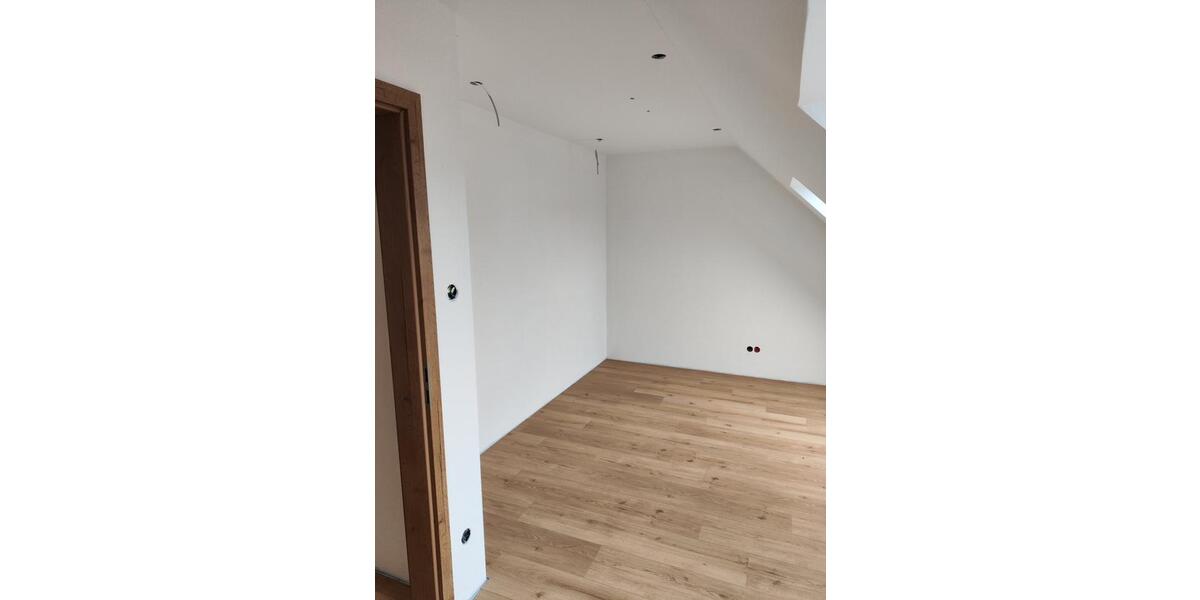 Dachgeschoßwohnung Bechhofen - 2 Zimmer, 86 m&sup2;, 800&euro; | Angebot:24784812