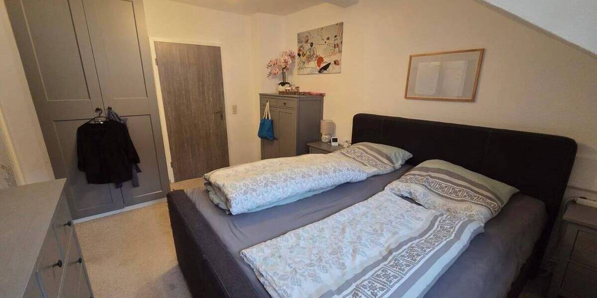 Etagenwohnung Weißwasser/O.L. O.L. - 4 Zimmer, 93 m&sup2;, 651&euro; | Angebot:26684506