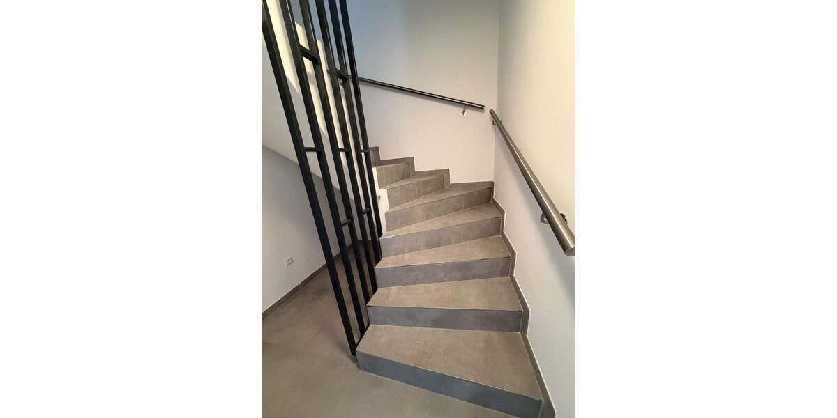 Reihenmittelhaus Ofenbach Bieber - 7 Zimmer, 200 m&sup2;, 3.000&euro; | Angebot:24031809