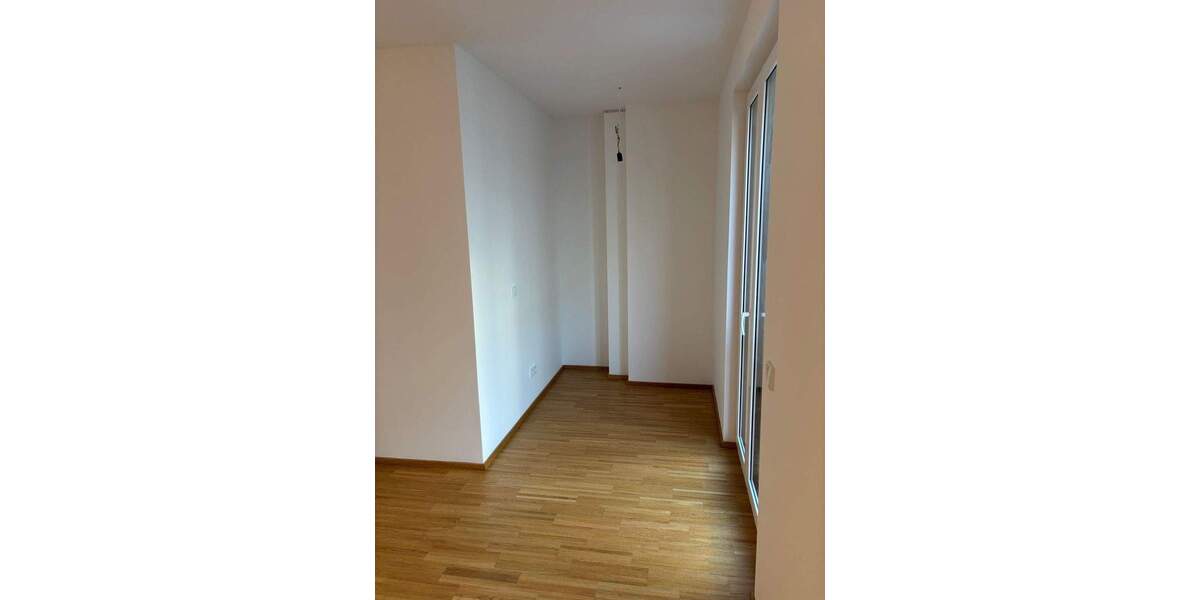 Etagenwohnung Offenbach am Main Hafen - 2 Zimmer, 71 m&sup2;, 1.390&euro; | Angebot:24286067