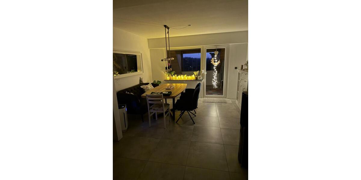 Dachgeschoßwohnung Bünde - 3 Zimmer, 100 m&sup2;, 1.000&euro; | Angebot:25335141