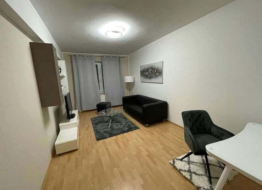 Wohnen auf Zeit in Düsseldorf 1.350 € 1 zimmer