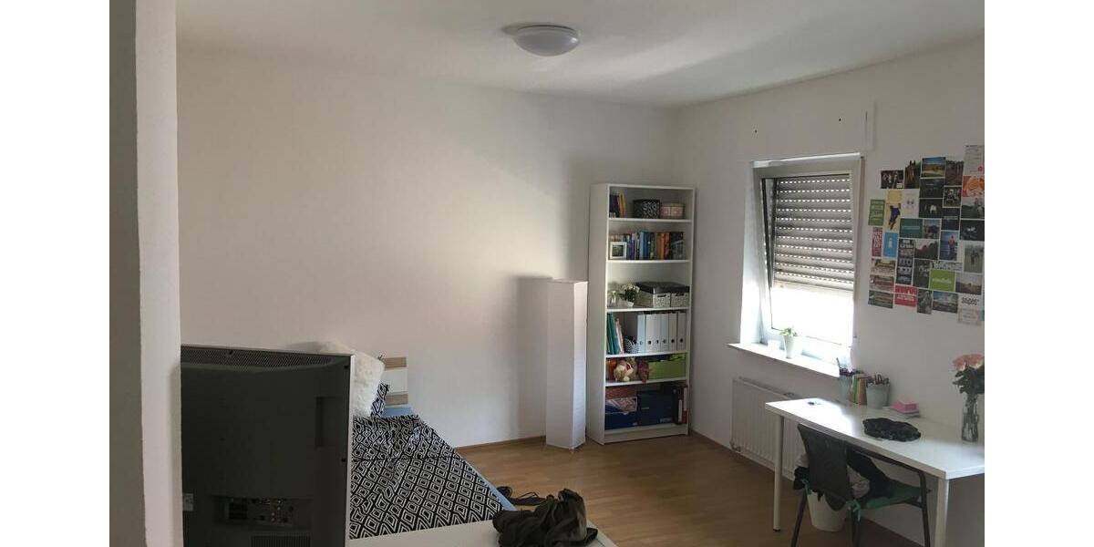 Zimmer in 4er WG in Bingen-Büdesheim nur 500m bis zur TH 1 zimmer