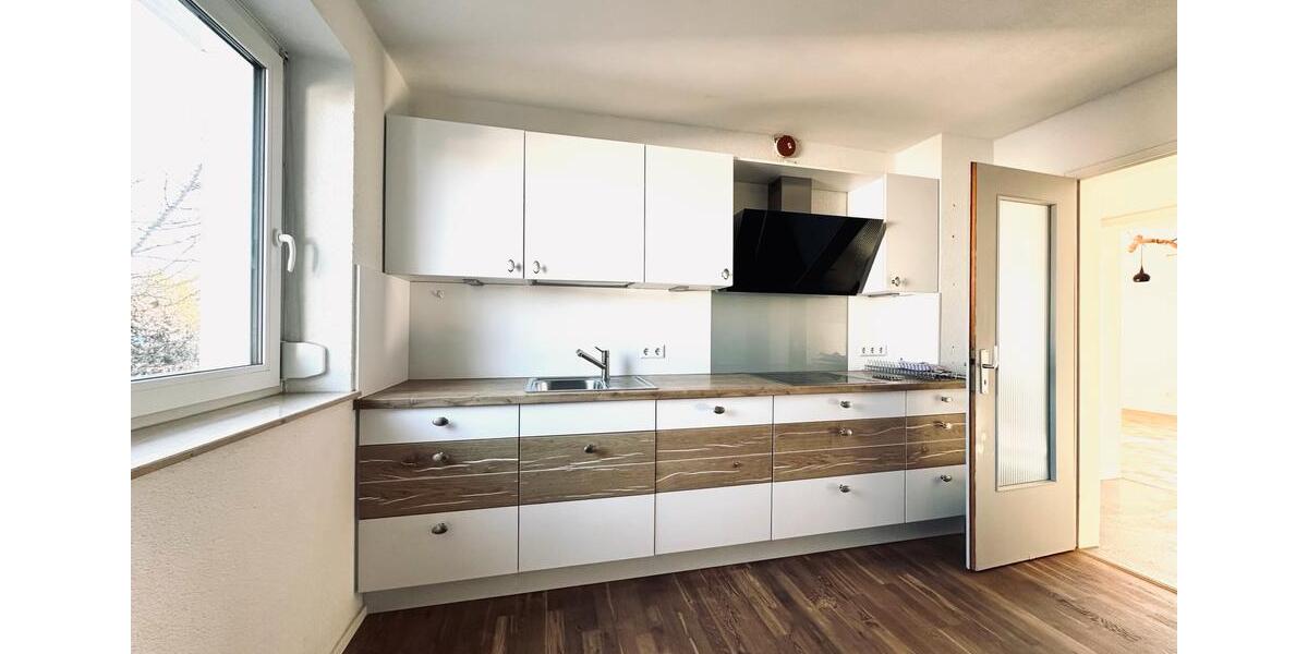 Etagenwohnung Salach - 3 Zimmer, 105 m&sup2;, 1.250&euro; | Angebot:24600210