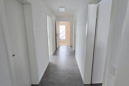 Wohnung Allendorf (Eder) - 3 Zimmer, 89 m&sup2;, 850&euro; | Angebot:26356224