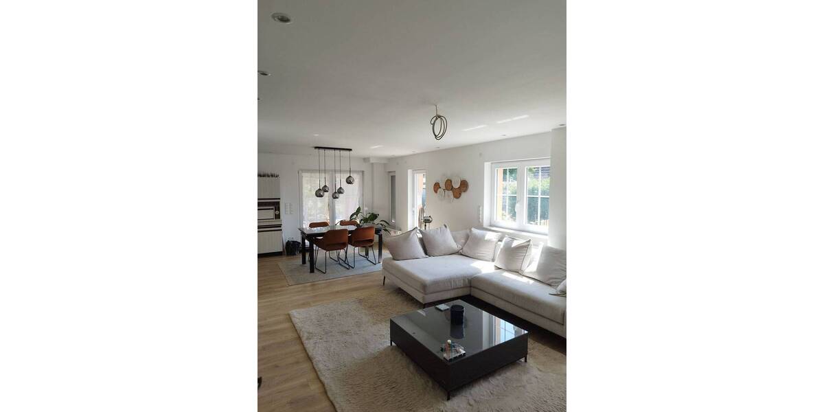 Etagenwohnung Steinmauern - 4 Zimmer, 115 m&sup2;, 1.250&euro; | Angebot:26674102