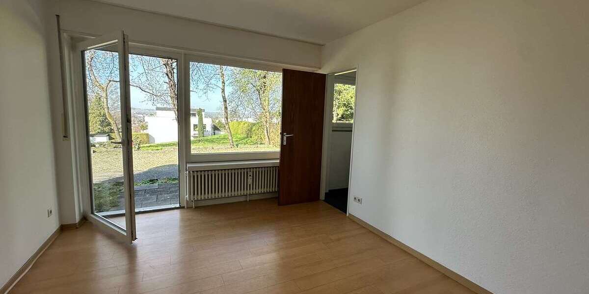 Etagenwohnung Reutlingen - 1 Zimmer, 29 m&sup2;, 500&euro; | Angebot:26102367