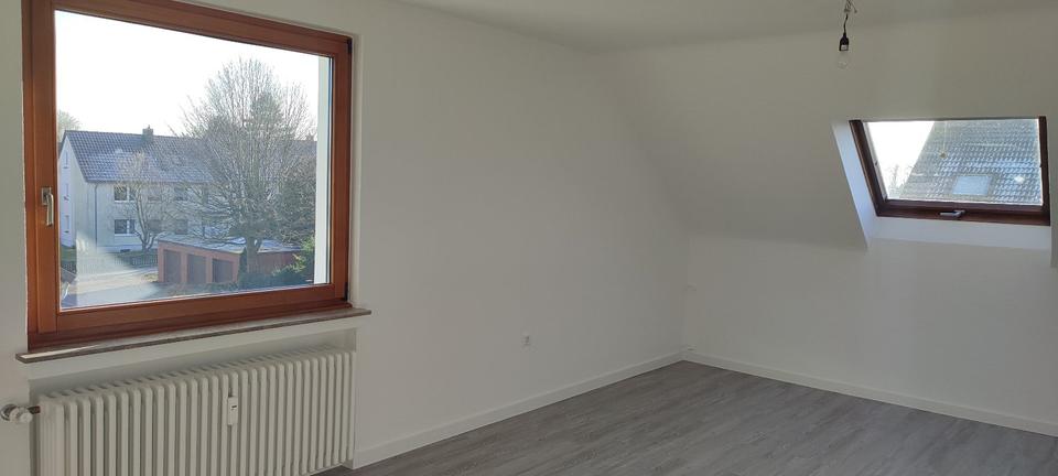 Dachgeschoßwohnung Recklinghausen Berghausen - 2 Zimmer, 62 m&sup2;, 558&euro; | Angebot:24570906