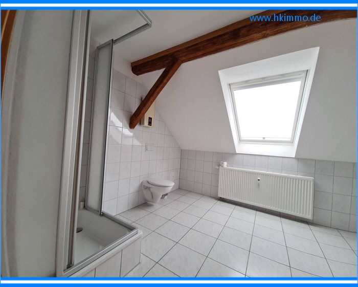 3-Raumwohnung unterm Dach in KöthenAnhalt - Einbauküche ist dabei - Etagenwohnung Köthen | Angebot:25568880
