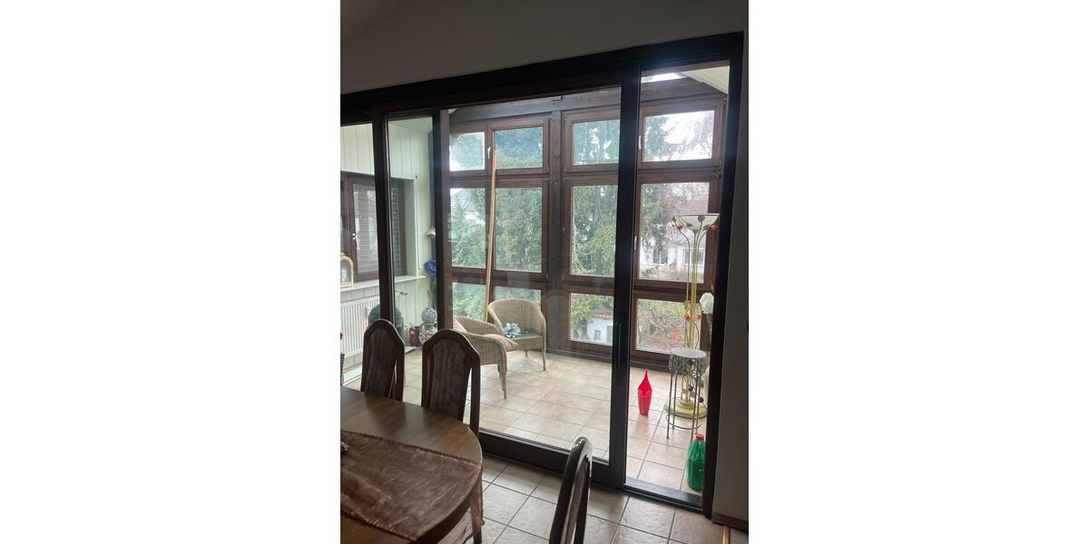 Dachgeschoßwohnung Obertshausen - 4 Zimmer, 100 m&sup2;, 1.300&euro; | Angebot:25046830