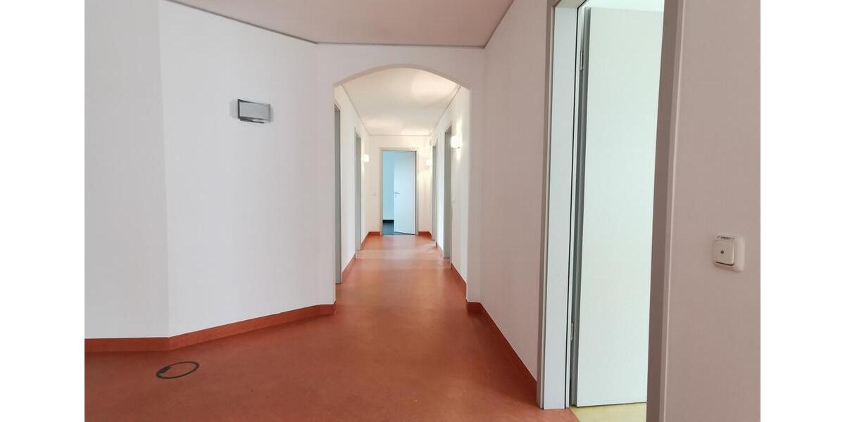 Gewerbeobjekt Landau an der Isar - 1.390&euro; | Angebot:22595278