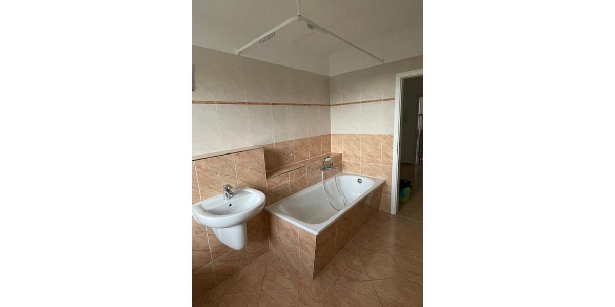 Dachgeschoßwohnung Rostock Evershagen - 2 Zimmer, 61 m&sup2;, 457&euro; | Angebot:25540736