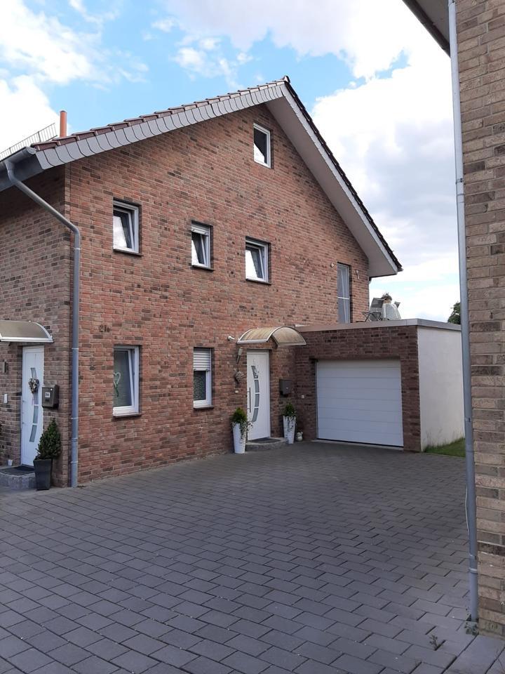 Erdgeschoßwohnung, hell und gemütlich, mit Garage, Baujahr 2013