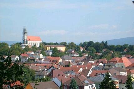 Gewerbefläche im EG ca. 50qm - direkt am Marktplatz - ab 1.4.2026 zimmer