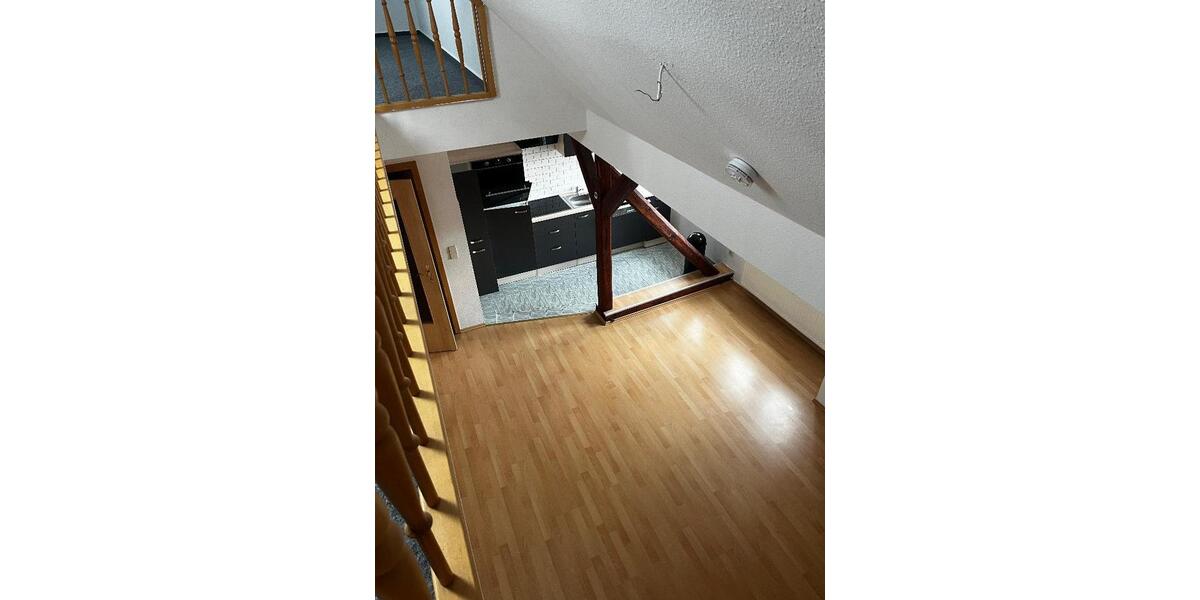 Dachgeschoßwohnung Querfurt - 2.5 Zimmer, 74 m&sup2;, 407&euro; | Angebot:25979197