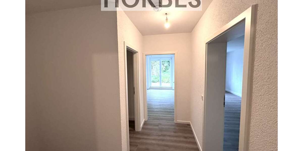 Etagenwohnung Meerane Crotenlaide - 2 Zimmer, 75 m&sup2;, 675&euro; | Angebot:26251603