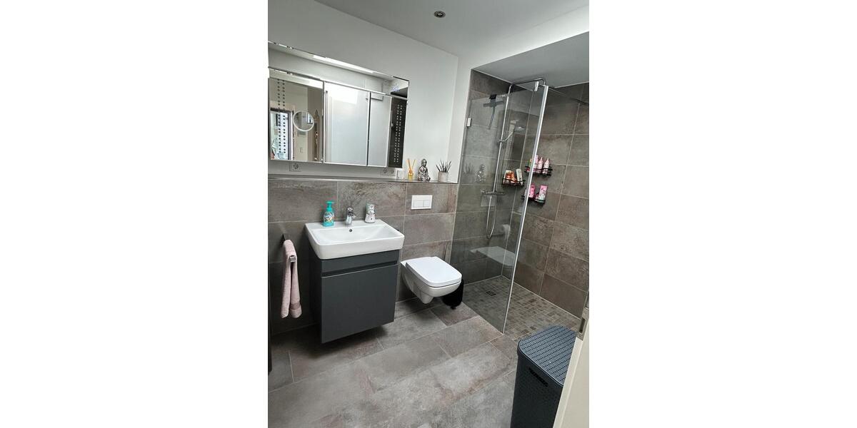 Terrassenwohnung Langenfeld (Rheinland) - 4 Zimmer, 90 m&sup2;, 1.500&euro; | Angebot:26705755