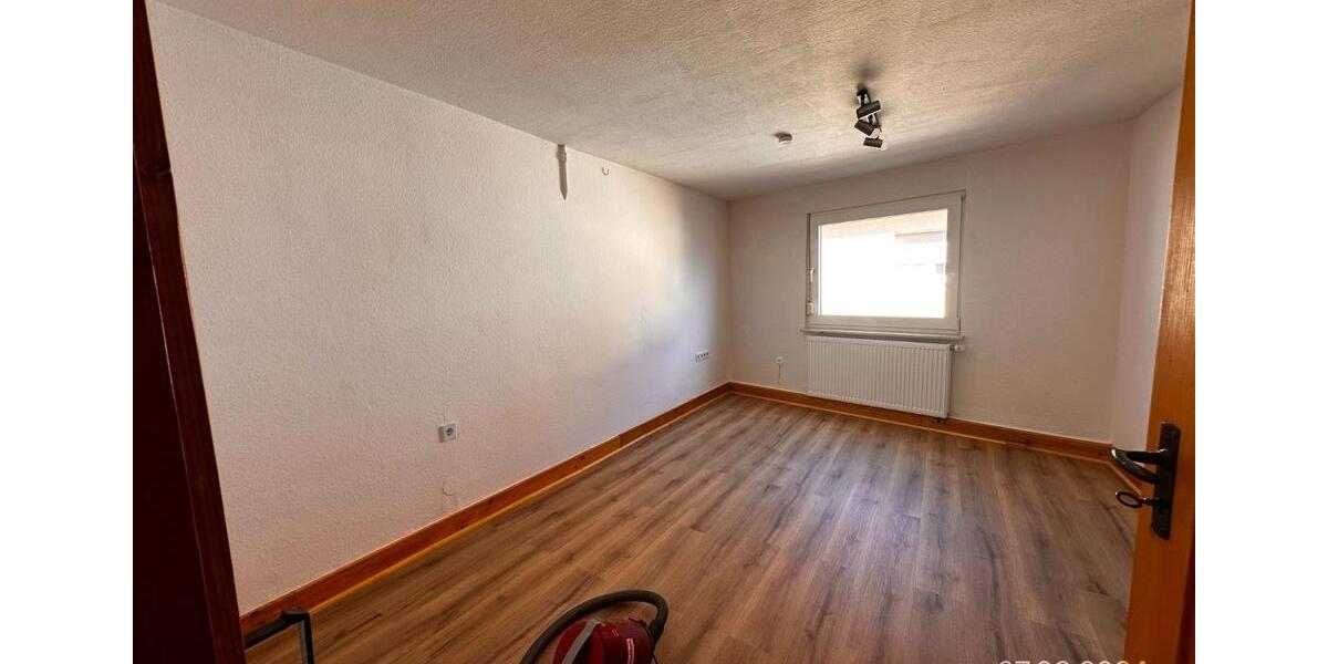Doppelhaushälfte Laubach - 5 Zimmer, 95 m&sup2;, 750&euro; | Angebot:24397109