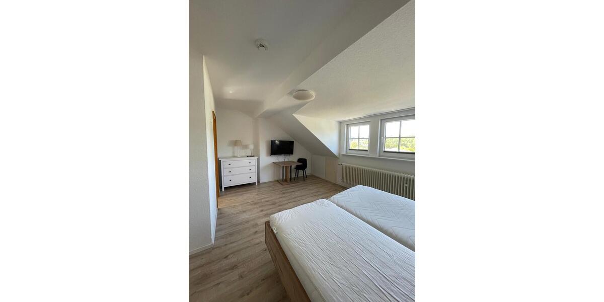 Dachgeschoßwohnung Olsberg - 2 Zimmer, 122 m&sup2;, 1.200&euro; | Angebot:26192324