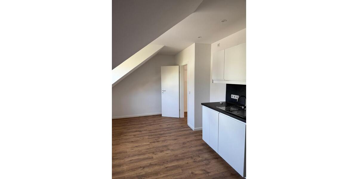 Dachgeschoßwohnung Mittenwalde - 2.5 Zimmer, 77 m&sup2;, 1.043&euro; | Angebot:26454066