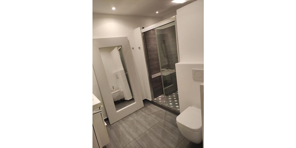 Etagenwohnung Höheinöd - 2 Zimmer, 74 m&sup2;, 990&euro; | Angebot:25851470