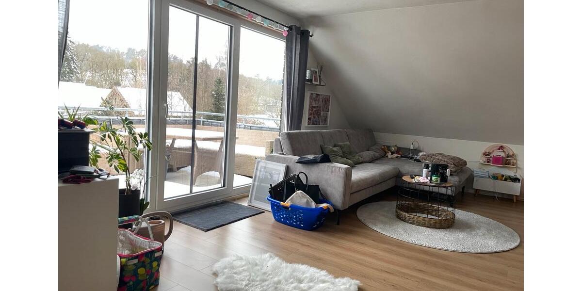 Dachgeschoßwohnung Lehrberg - 3 Zimmer, 80 m&sup2;, 950&euro; | Angebot:25148481