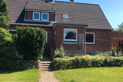 Wohnung Salzhausen - 5 Zimmer, 151 m&sup2;, 1.500&euro; | Angebot:26398885