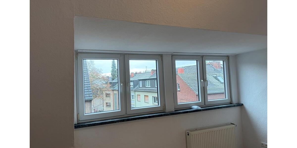 Maisonettenwohnung Mönchengladbach Süd - 4 Zimmer, 100 m&sup2;, 920&euro; | Angebot:25131212