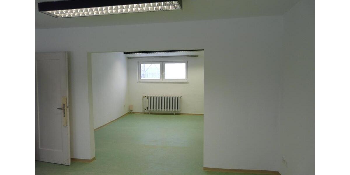 Einfamilienhaus Memmingen - 10 Zimmer, 313 m&sup2;, 3.000&euro; | Angebot:23200332