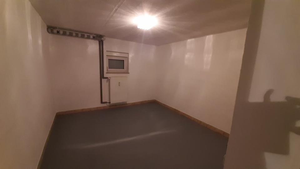 in Sanierung, wenig Energie, kinderfreundlich, Wohngemeinschaft 5 zimmer