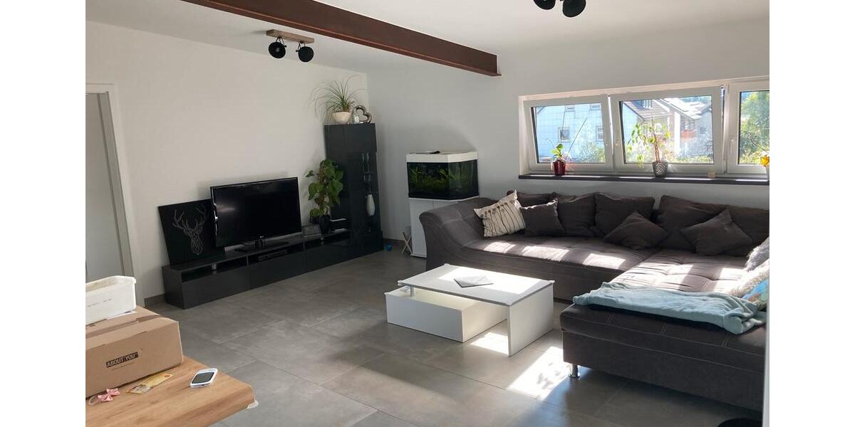 Hochparterre Naila - 3 Zimmer, 100 m&sup2;, 1.000&euro; | Angebot:25905391