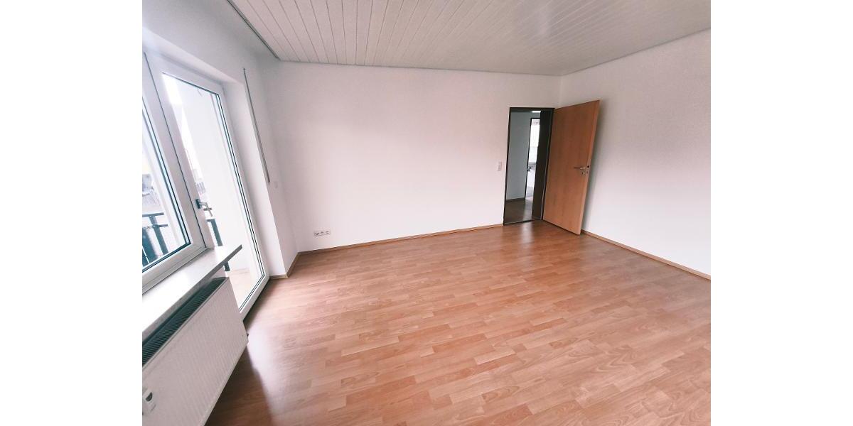 2 Zi. EG Wohnung mit Balkon - Etagenwohnung Pommersfelden | Angebot:25842014