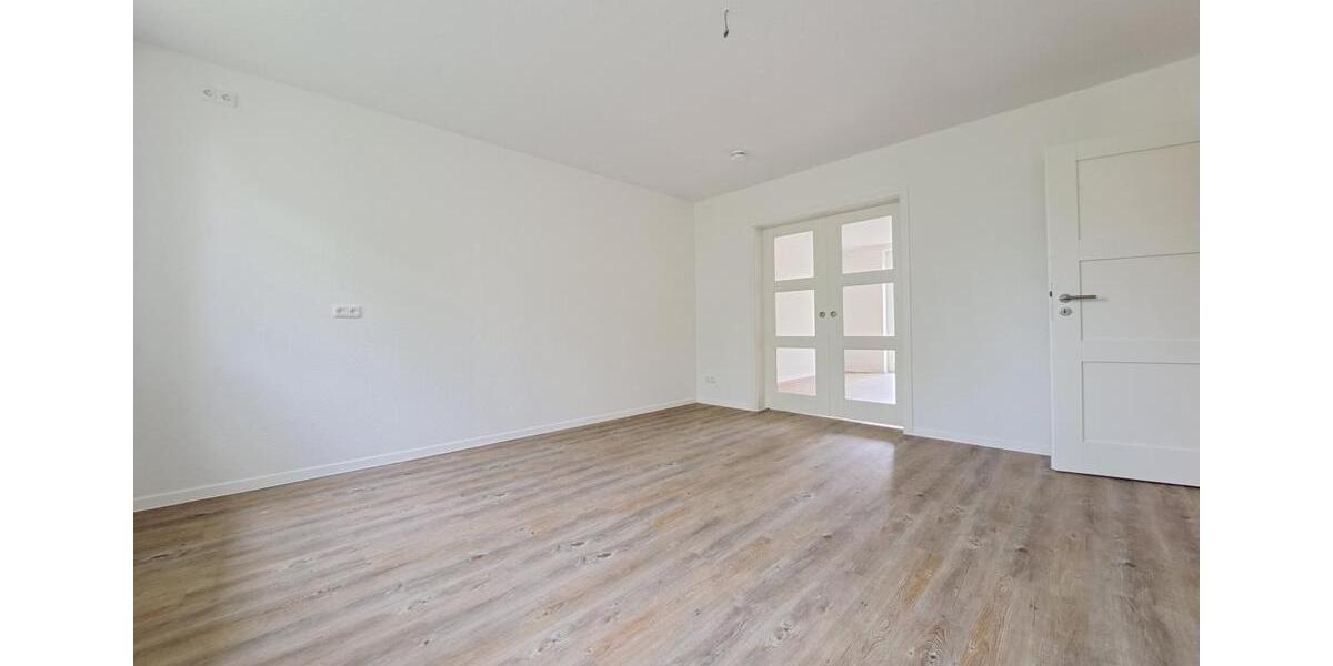 Etagenwohnung Magdeburg Diesdorf - 4 Zimmer, 99 m&sup2;, 990&euro; | Angebot:26365428